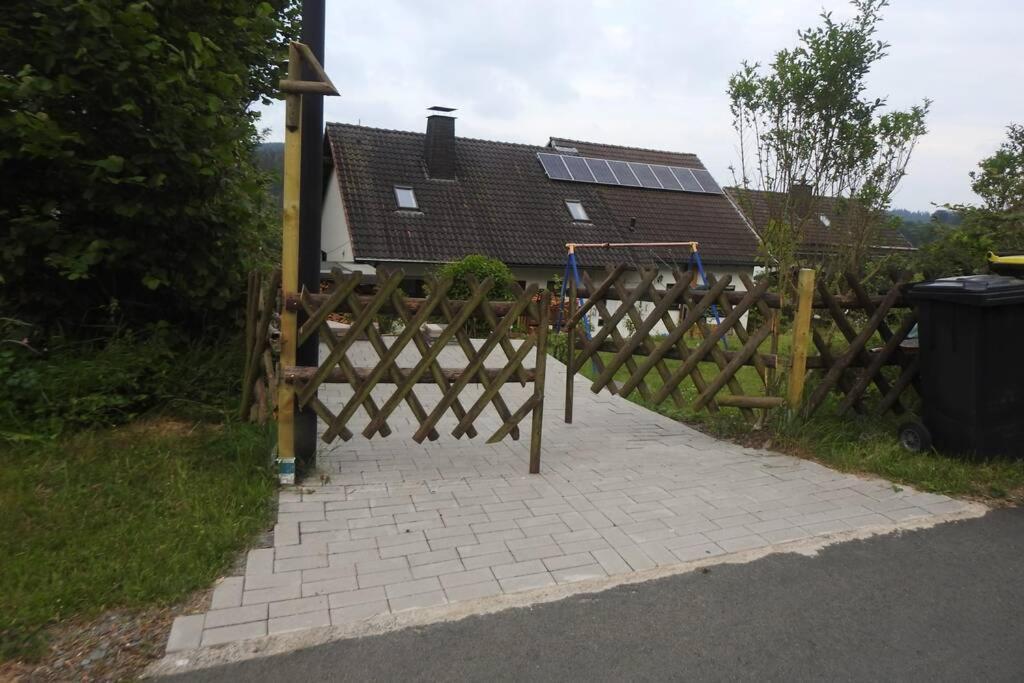 Bergblick Apartment Medebach Bagian luar foto